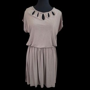 Elegant Taupe Midi Dress Small  Unbranded And No Size Tag